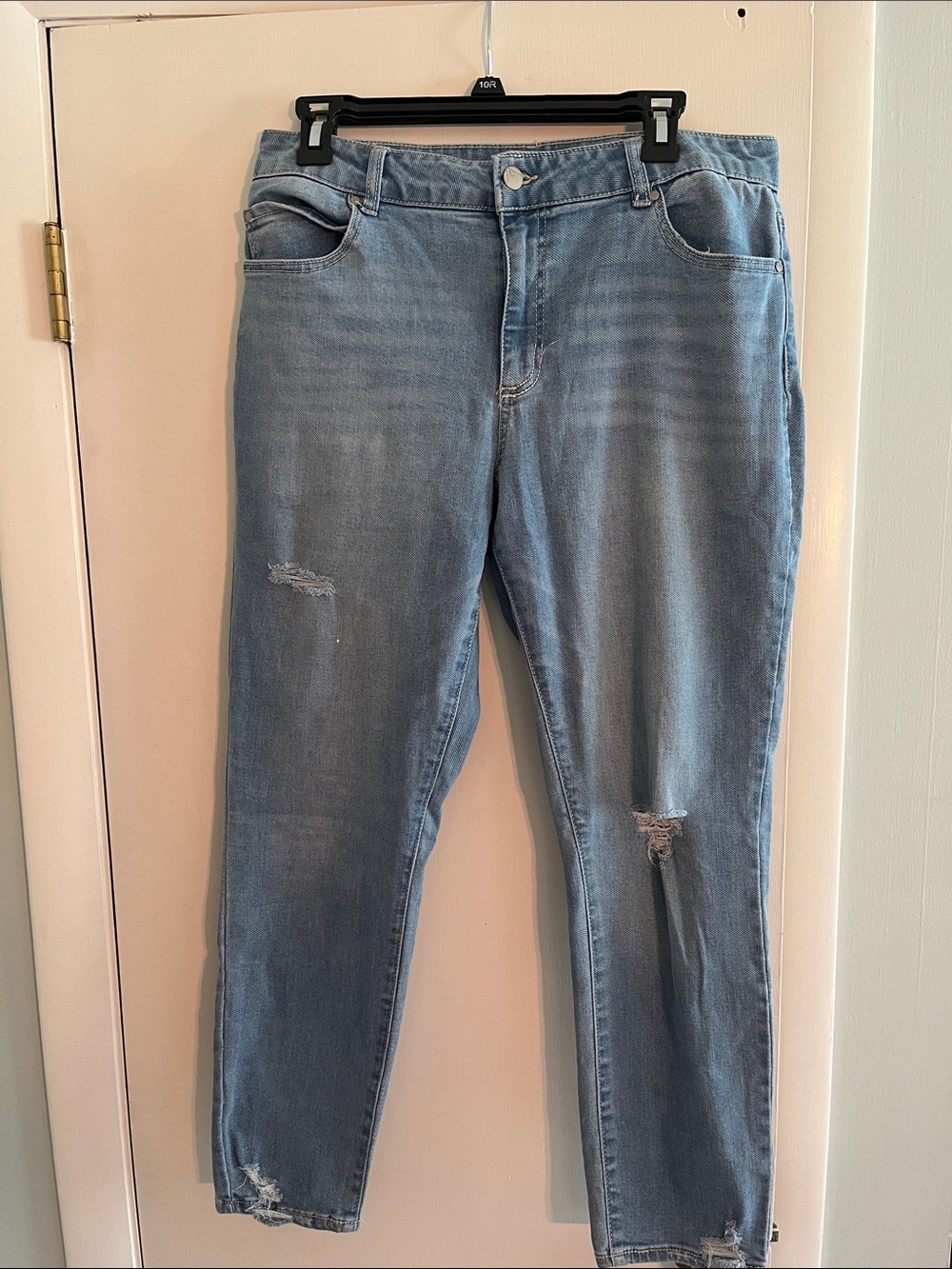 d. jeans Light Blue Cropped Distressed Ankle Jeans